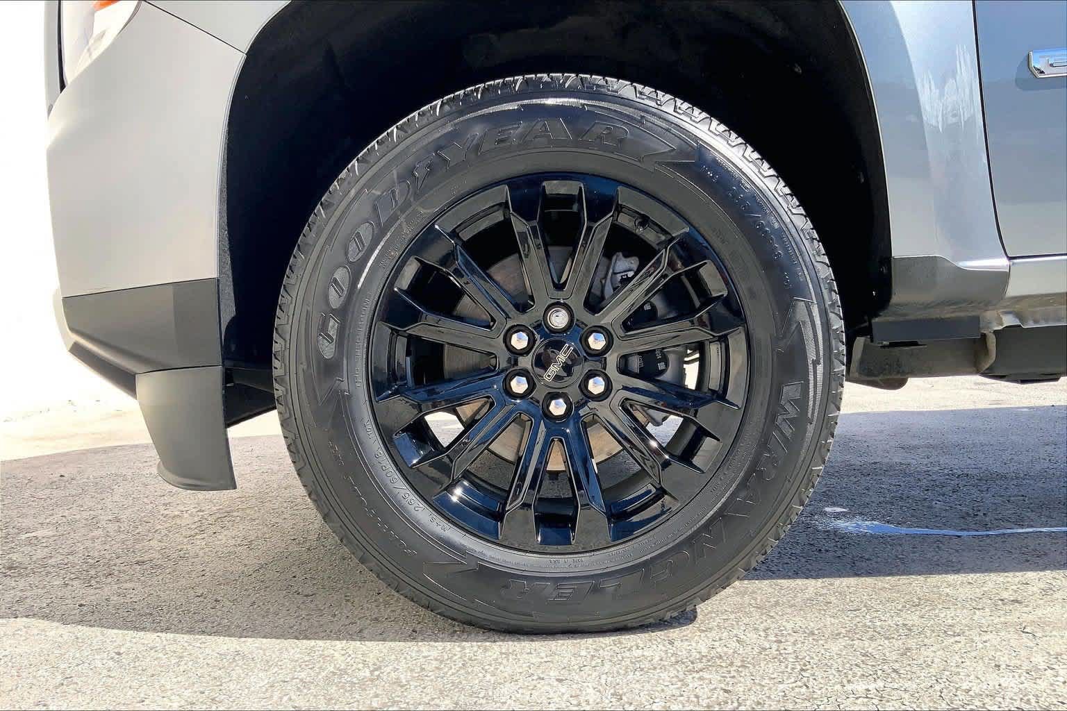 Used 2022 GMC Canyon Elevation RWD image 8