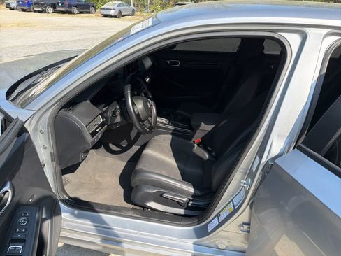 Used 2023 Honda Civic Sport image 16