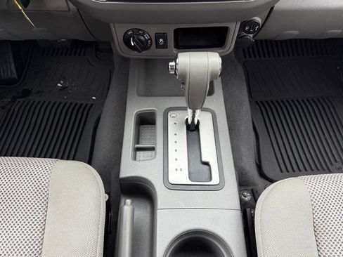 Used 2019 Nissan Frontier SV image 22