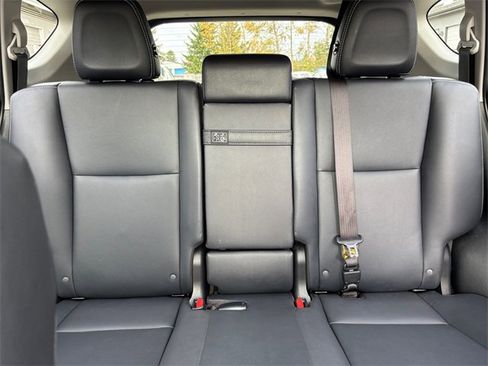 Used 2018 Toyota RAV4 Limited image 22