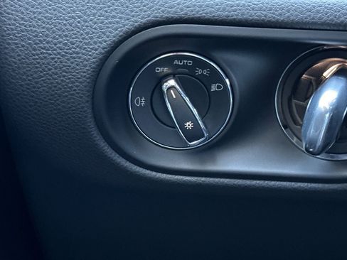 New 2026 Porsche Macan image 34