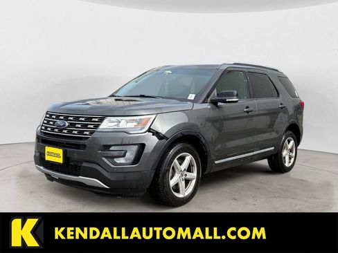 Used 2017 Ford Explorer XLT w/ Equipment Group 202A AWD/4WD image 1