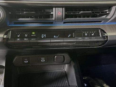 Certified 2024 Toyota Prius Limited image 23