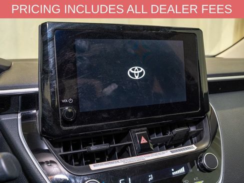 Used 2024 Toyota Corolla LE FWD image 12