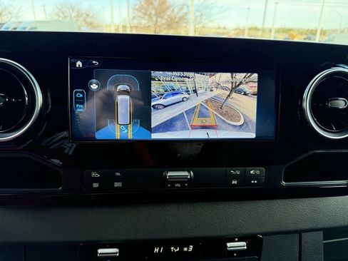 New 2025 Mercedes-Benz Sprinter 2500 image 28