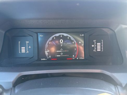 Used 2025 Toyota Tacoma SR5 image 10