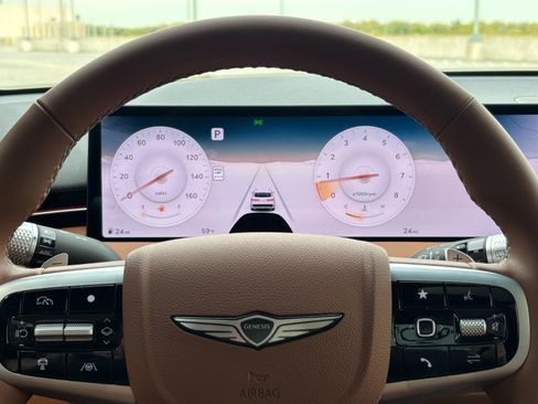 New 2026 Genesis GV70 2.5T Advanced AWD/4WD image 10