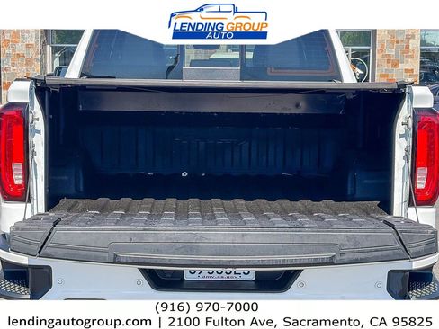 Used 2021 GMC Sierra 1500 AT4 w/ Technology Package AWD/4WD image 24