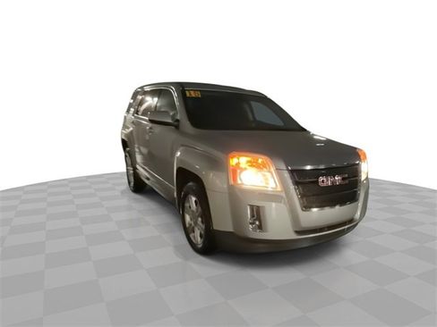 Certified 2015 GMC Terrain SLE image 2