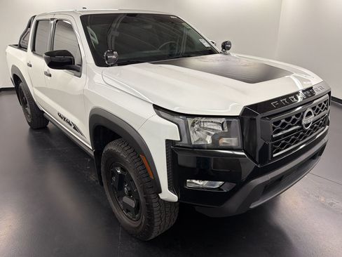 Used 2024 Nissan Frontier SV w/ Hardbody Edition AWD/4WD image 7