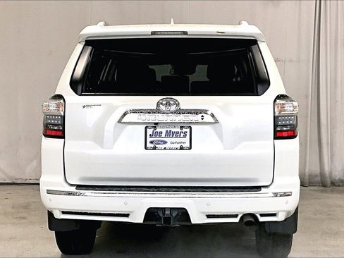 Used 2022 Toyota 4Runner Limited image 3