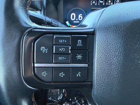 Used 2023 Ford Expedition Platinum image 40