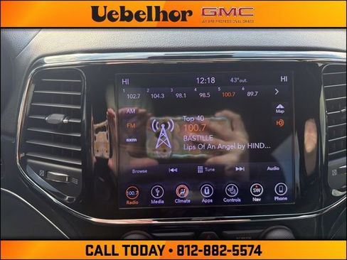 Used 2019 Jeep Grand Cherokee Overland image 28