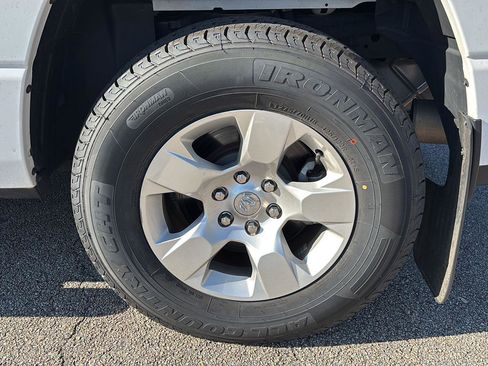 Used 2023 RAM 1500 Big Horn w/ Trailer Tow Group image 7