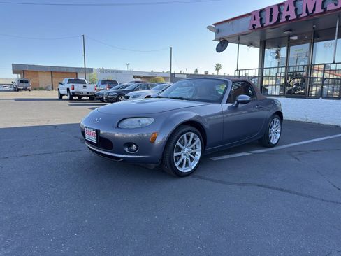 Used 2006 MAZDA MX-5 Miata Grand Touring w/ Premium Pkg image 7