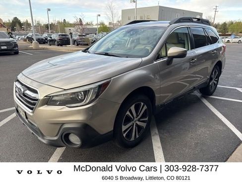 Used 2018 Subaru Outback 2.5i Limited image 1