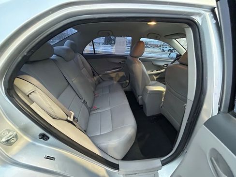 Used 2010 Toyota Corolla LE image 27