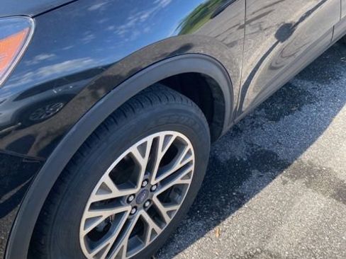 Used 2020 Ford Escape SEL AWD/4WD image 4