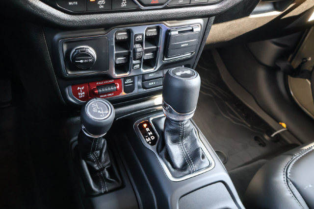 New 2027 Jeep Wrangler Unlimited Rubicon 392 AWD/4WD image 13