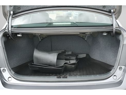 Used 2017 Honda Accord Sport image 11