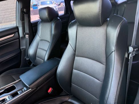 Used 2018 Honda Accord Sport image 41