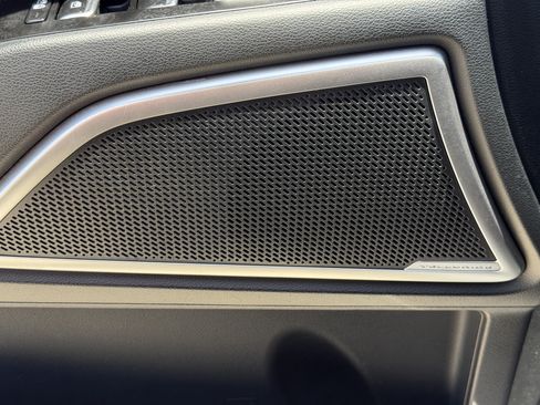 Certified 2025 Kia Telluride S FWD image 21
