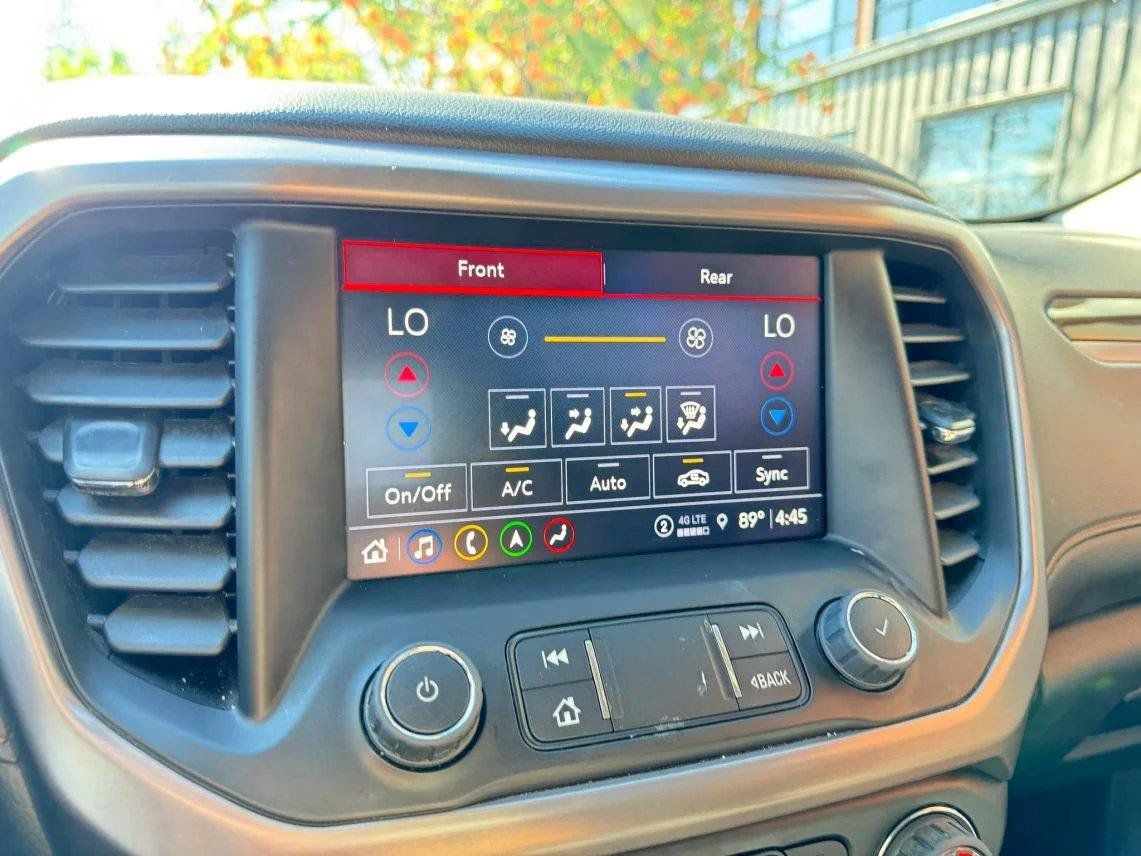 Used 2023 GMC Acadia AT4 AWD/4WD image 19