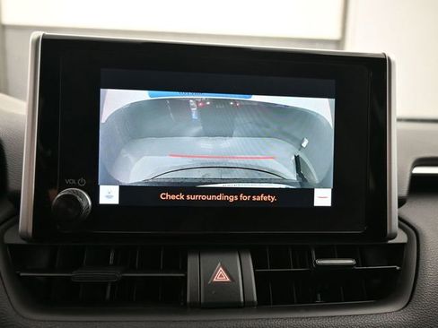 Used 2024 Toyota RAV4 LE image 18
