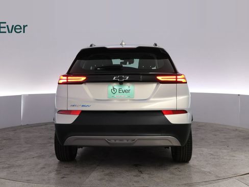 Used 2022 Chevrolet Bolt EUV LT FWD image 15