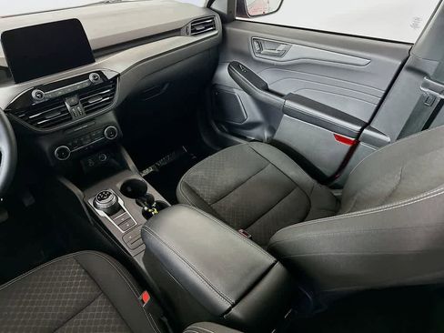 Certified 2024 Ford Escape Active FWD image 11