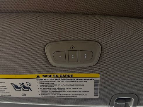 Used 2022 Chrysler Pacifica Touring-L FWD image 26