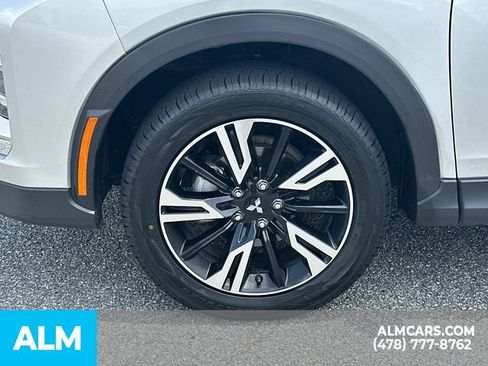 Used 2024 Mitsubishi Eclipse Cross AWD image 12
