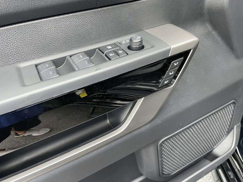 New 2026 Toyota Tundra Limited AWD/4WD image 28