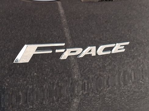 Used 2020 Jaguar F-PACE Prestige AWD/4WD image 34