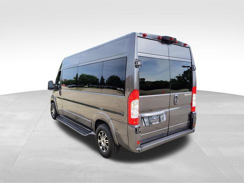 Used 2023 RAM ProMaster 2500 w/ Driver Convenience Group FWD image 7