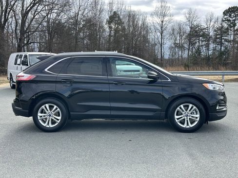 Used 2020 Ford Edge SEL image 9