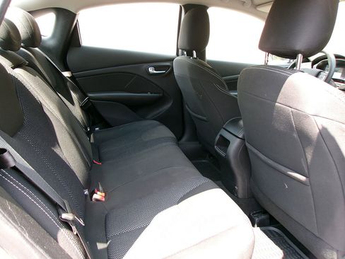 Used 2014 Dodge Dart SXT image 6