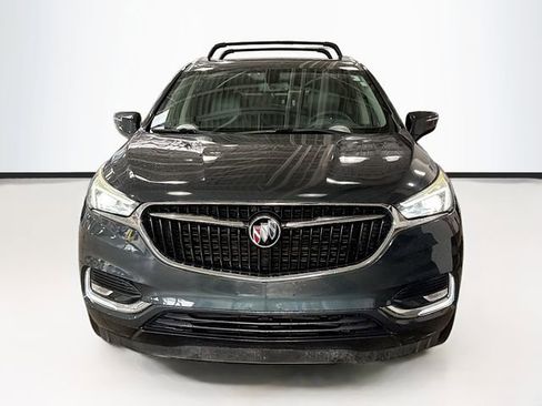 Used 2018 Buick Enclave Essence image 4