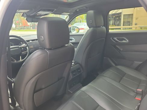 Used 2025 Land Rover Range Rover Velar Dynamic SE AWD/4WD image 14