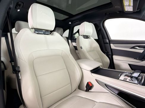 Used 2025 Jaguar F-PACE R-Dynamic S image 14