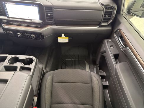 Used 2026 Chevrolet Silverado 1500 RST w/ RST Select Package RWD image 27