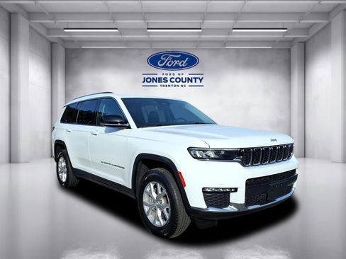 Used 2023 Jeep Grand Cherokee L Limited image 1