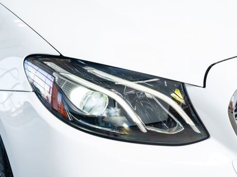 Used 2019 Mercedes-Benz E 450 Cabriolet image 21