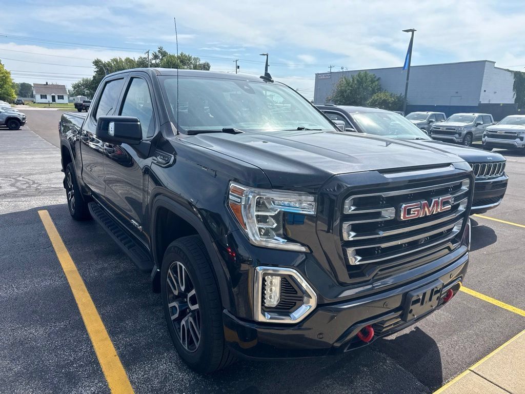 Used 2021 GMC Sierra 1500 AT4 w/ AT4 Premium Package AWD/4WD image 5