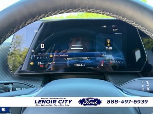 Used 2025 Chevrolet Equinox LT AWD/4WD image 22