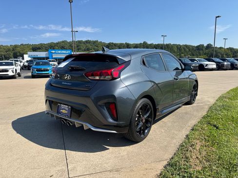 Used 2021 Hyundai Veloster Turbo R-Spec FWD image 4
