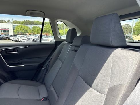 Used 2025 Toyota RAV4 XLE FWD image 20
