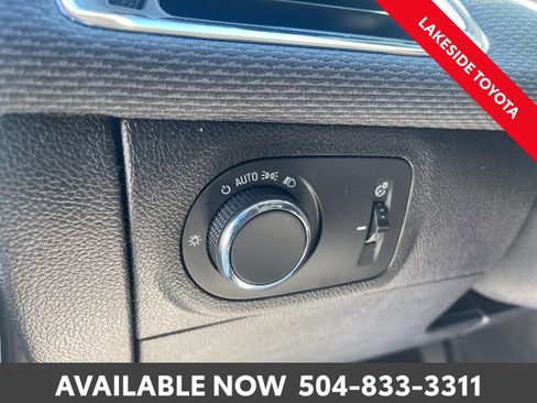 Used 2017 Chevrolet Cruze LS image 25