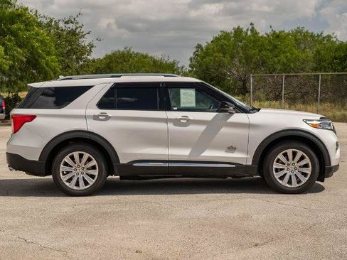 Certified 2023 Ford Explorer King Ranch w/ Technology Package RWD image 9