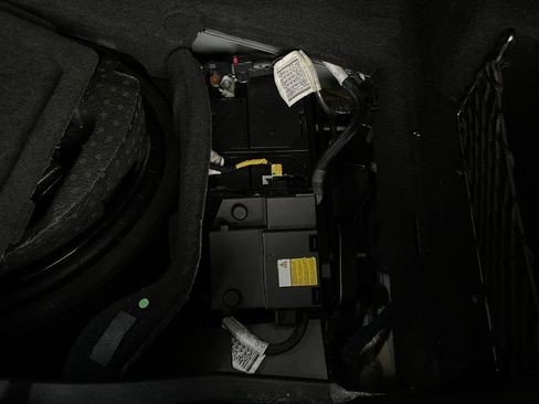 Used 2015 Maserati Ghibli image 29